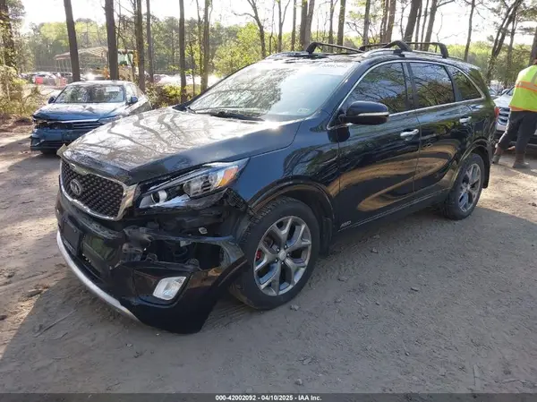 5XYPKDA58GG127772 2016 KIA SORENTO - Image 2