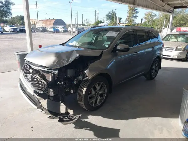 5XYPKDA58GG173439 2016 KIA SORENTO - Image 2