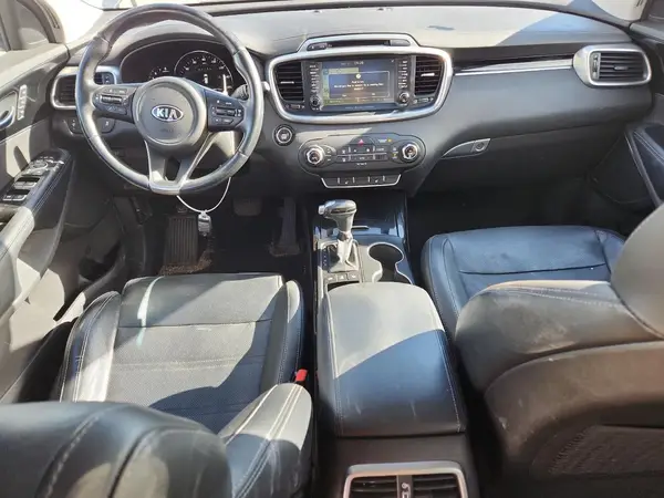 5XYPKDA58HG202004 2017 KIA SORENTO - Image 8