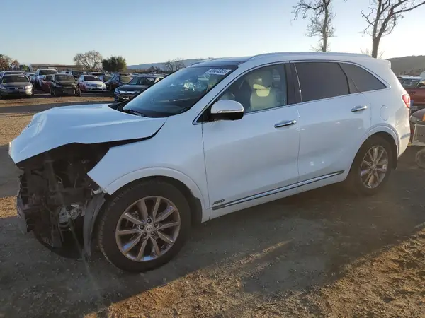 5XYPKDA58HG226657 2017 KIA SORENTO - Image 1