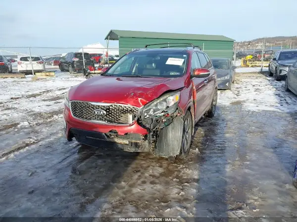 5XYPKDA58HG255799 2017 KIA SORENTO - Image 2
