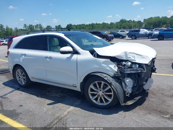 5XYPKDA58HG262218 2017 KIA SORENTO - Image 1