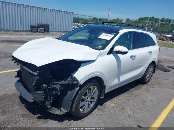 5XYPKDA58HG262218 2017 KIA SORENTO - Image 2