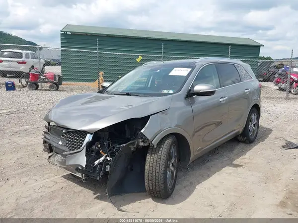 5XYPKDA58HG310638 2017 KIA SORENTO - Image 2