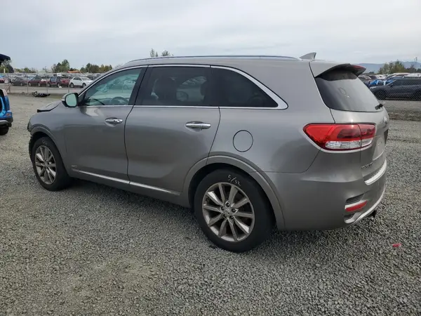 5XYPKDA58JG382140 2018 KIA SORENTO - Image 2