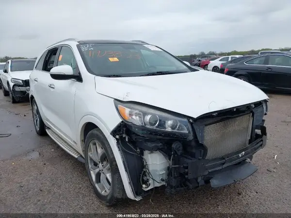 5XYPKDA58JG384521 2018 KIA SORENTO - Image 1