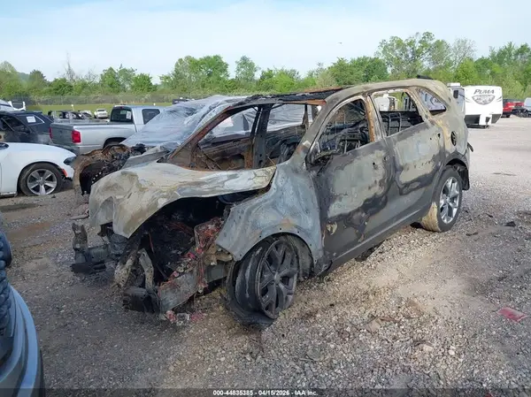 5XYPKDA58JG405254 2018 KIA SORENTO - Image 2