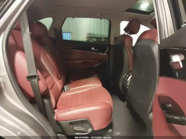 5XYPKDA58JG416884 2018 KIA SORENTO - Image 8