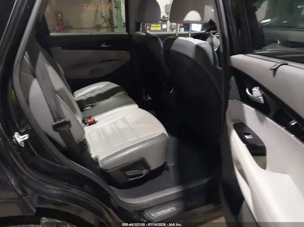 5XYPKDA58KG499217 2019 KIA SORENTO - Image 8
