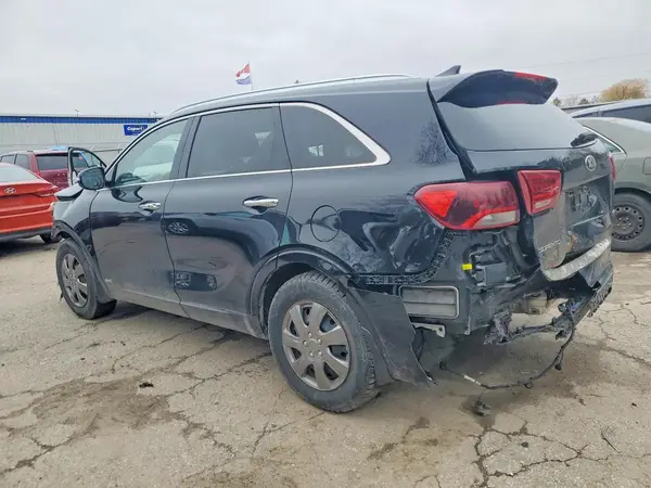 5XYPKDA58KG589645 2019 KIA SORENTO - Image 2