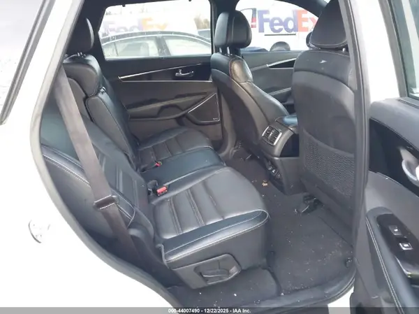 5XYPKDA59GG016910 2016 KIA SORENTO - Image 8
