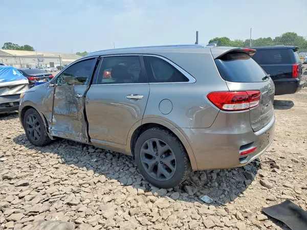 5XYPKDA59GG088657 2016 KIA SORENTO - Image 2