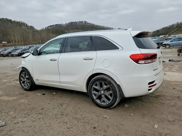 5XYPKDA59GG104615 2016 KIA SORENTO - Image 2