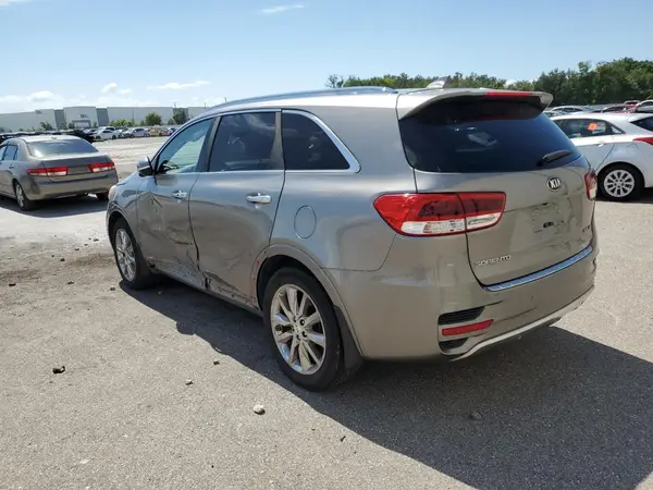 5XYPKDA59GG116831 2016 KIA SORENTO - Image 2