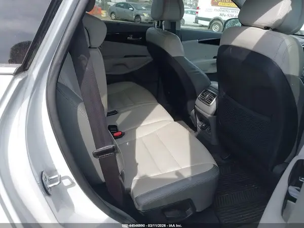 5XYPKDA59GG142720 2016 KIA SORENTO - Image 8