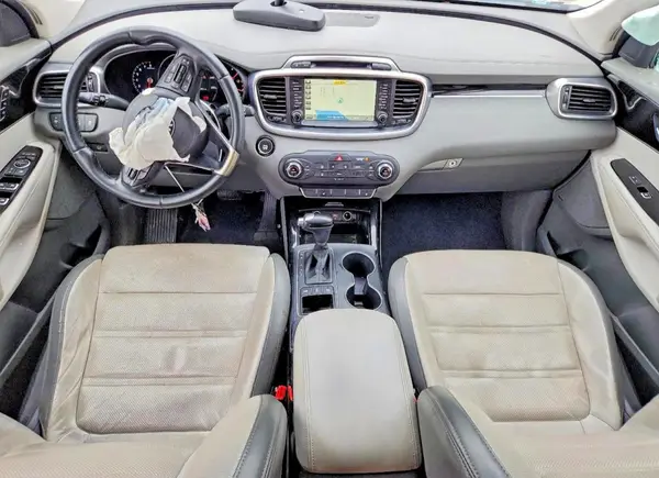 5XYPKDA59GG146654 2016 KIA SORENTO - Image 8