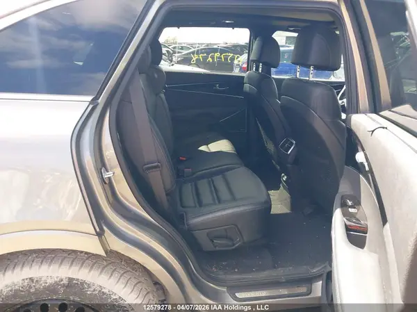 5XYPKDA59HG201850 2017 KIA SORENTO - Image 8
