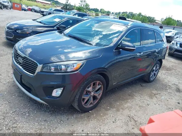 5XYPKDA59HG238803 2017 KIA SORENTO - Image 2