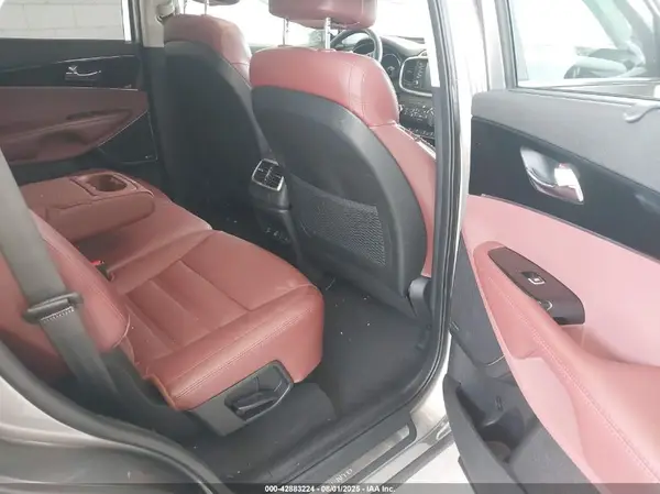 5XYPKDA59HG262972 2017 KIA SORENTO - Image 8