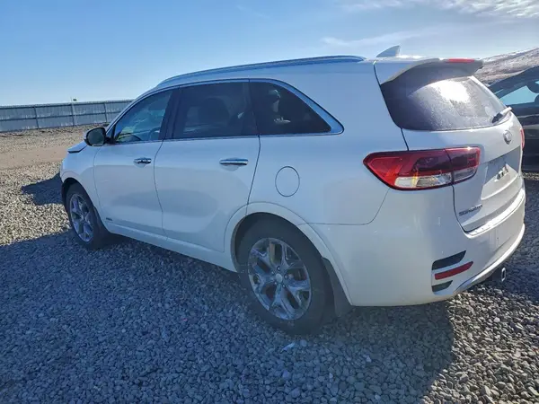 5XYPKDA59JG419454 2018 KIA SORENTO - Image 2