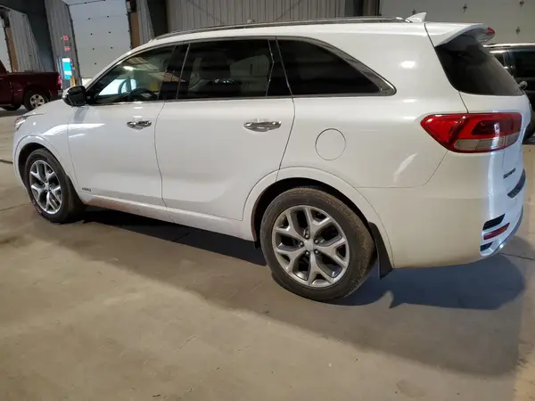5XYPKDA59JG428865 2018 KIA SORENTO - Image 2