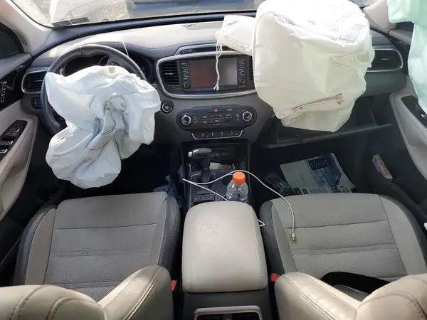 5XYPKDA5XGG091647 2016 KIA SORENTO - Image 8