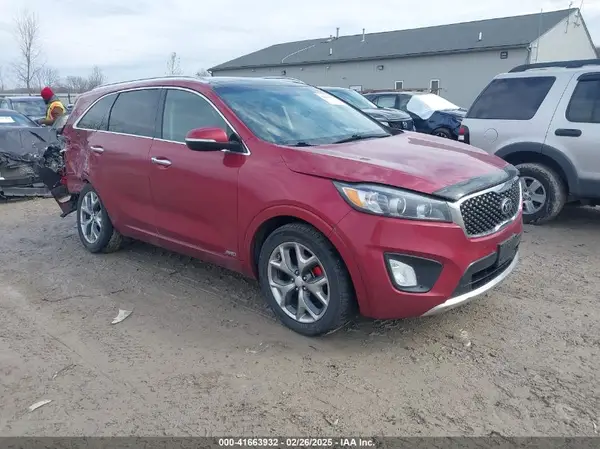 5XYPKDA5XGG116370 2016 KIA SORENTO - Image 1