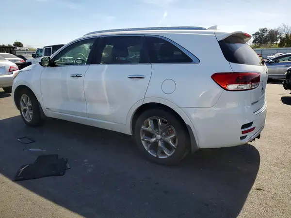5XYPKDA5XGG130527 2016 KIA SORENTO - Image 2
