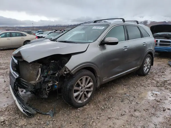 5XYPKDA5XGG137705 2016 KIA SORENTO - Image 1