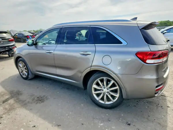 5XYPKDA5XGG173636 2016 KIA SORENTO - Image 2