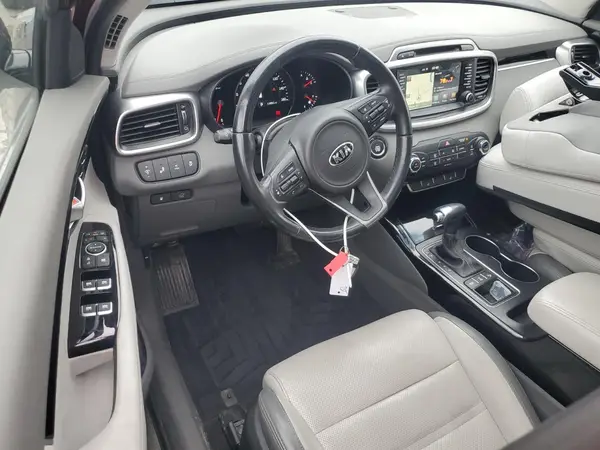 5XYPKDA5XHG193418 2017 KIA SORENTO - Image 8