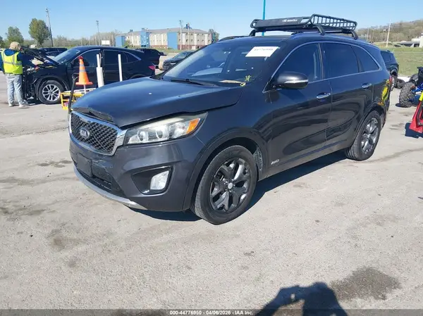 5XYPKDA5XHG203512 2017 KIA SORENTO - Image 2