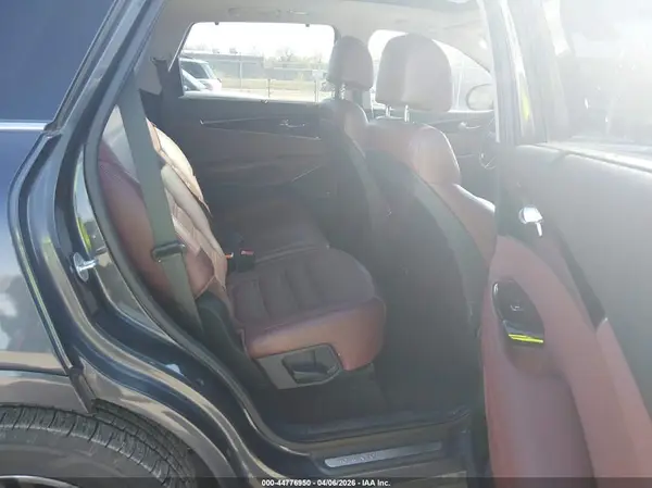 5XYPKDA5XHG203512 2017 KIA SORENTO - Image 8