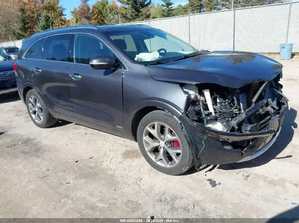 5XYPKDA5XHG241578 2017 KIA SORENTO - Image 1