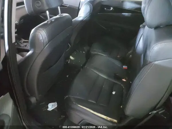 5XYPKDA5XHG299870 2017 KIA SORENTO - Image 8