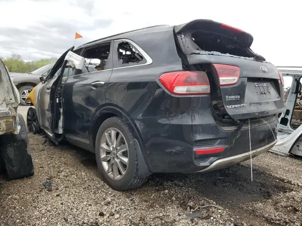 5XYPKDA5XHG306042 2017 KIA SORENTO - Image 2