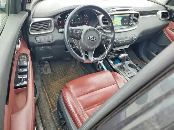 5XYPKDA5XHG317994 2017 KIA SORENTO - Image 8