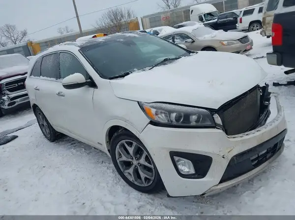 5XYPKDA5XJG395309 2018 KIA SORENTO - Image 1