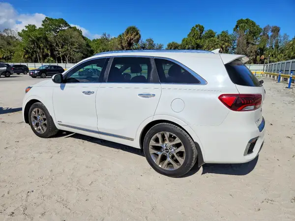 5XYPKDA5XKG461889 2019 KIA SORENTO - Image 2