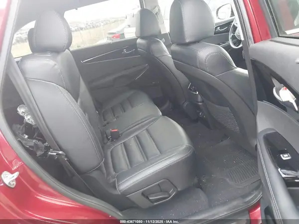5XYPKDA5XKG500917 2019 KIA SORENTO - Image 8