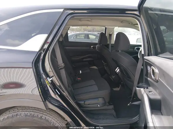 5XYRG4JC2RG279008 2024 KIA SORENTO - Image 8