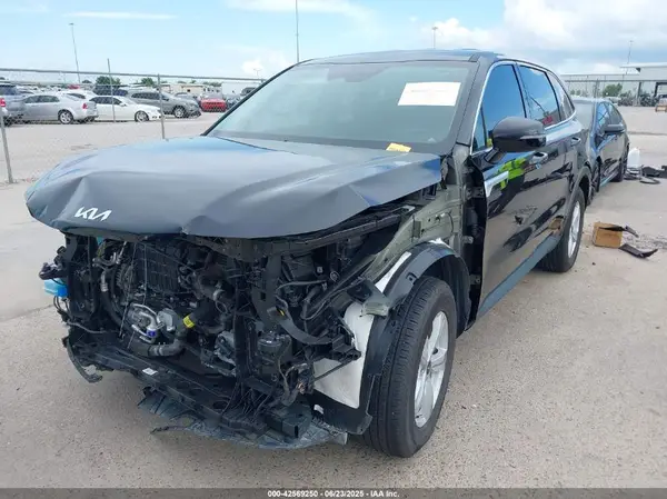 5XYRG4JC2RG292955 2024 KIA SORENTO - Image 2