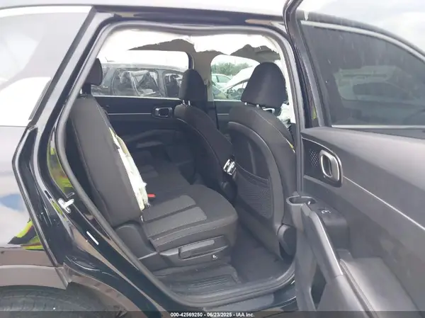 5XYRG4JC2RG292955 2024 KIA SORENTO - Image 8