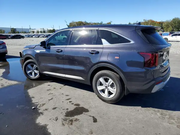 5XYRG4JC2TG406833 2026 KIA SORENTO - Image 2