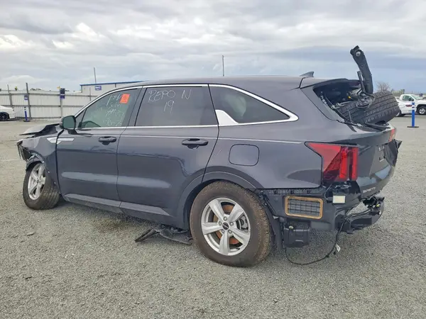 5XYRG4JC3TG423690 2026 KIA SORENTO - Image 2