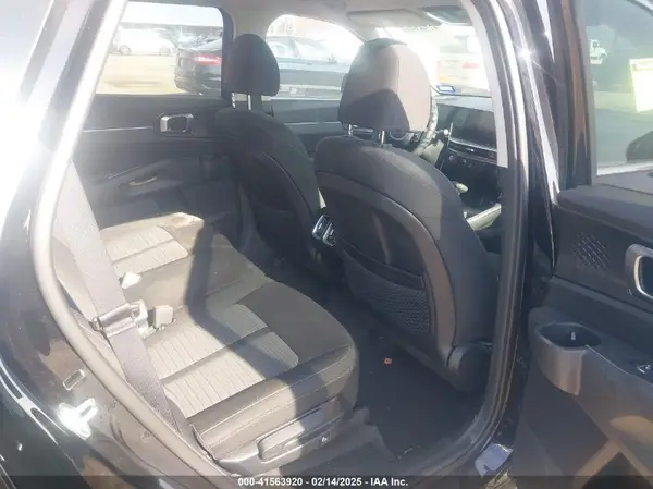 5XYRG4JC4RG254658 2024 KIA SORENTO - Image 8