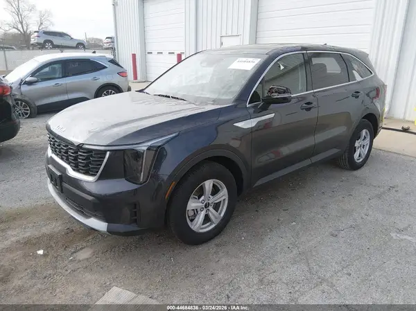 5XYRG4JC5TG436683 2026 KIA SORENTO - Image 2