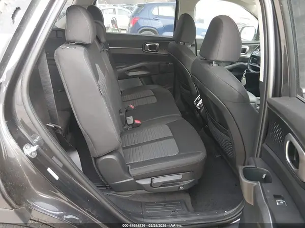 5XYRG4JC5TG436683 2026 KIA SORENTO - Image 8