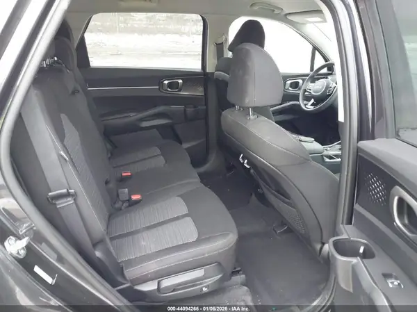 5XYRG4JC6SG343444 2025 KIA SORENTO - Image 8