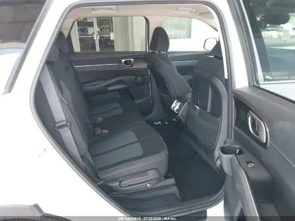 5XYRG4JC8RG305921 2024 KIA SORENTO - Image 8